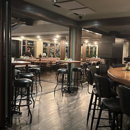 Auberge Des Cantons Magog Εξωτερικό φωτογραφία