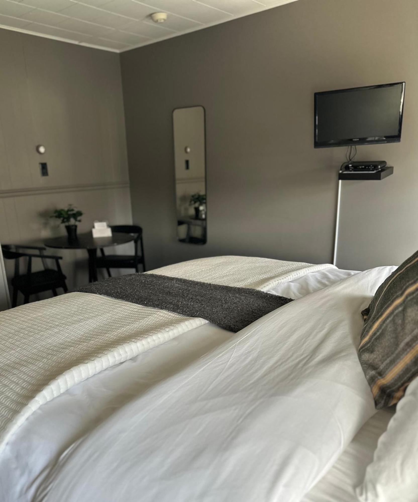 Auberge Des Cantons Magog Εξωτερικό φωτογραφία