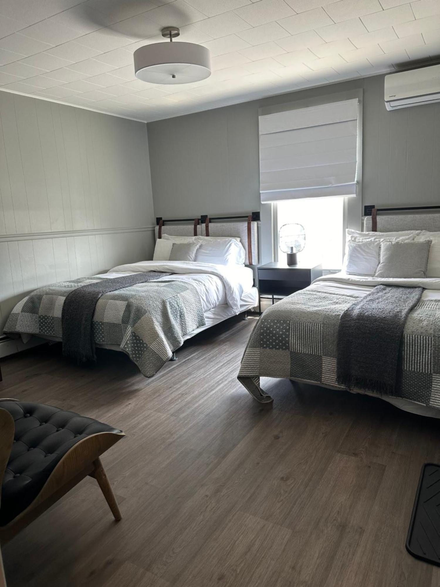 Auberge Des Cantons Magog Εξωτερικό φωτογραφία